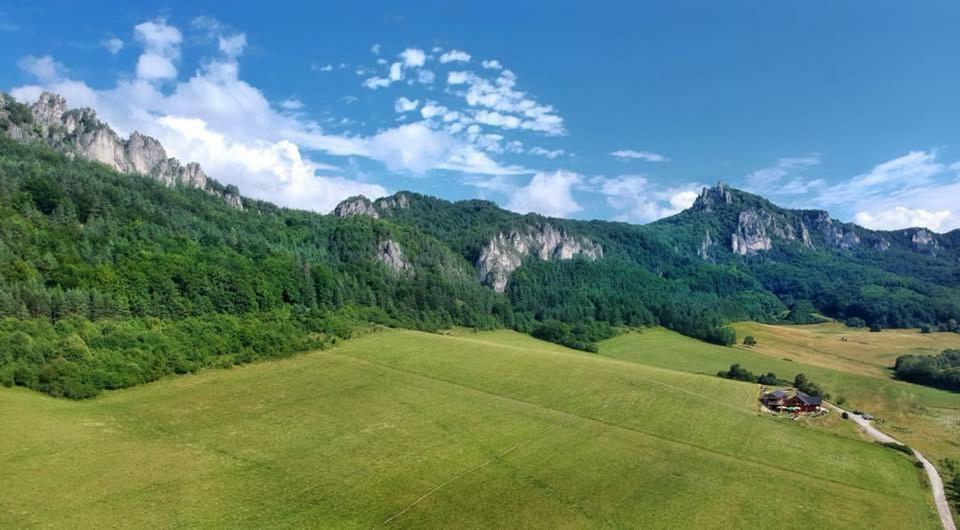 Koliba Pod Skalami Villa Sulov Bagian luar foto